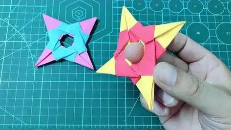 折纸暗器可伤人