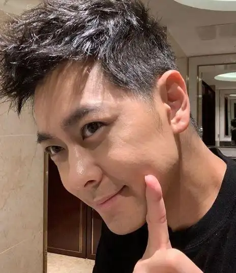 林志颖脸部特写,20年如一日!