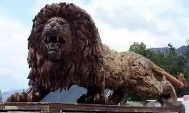 农村惊现3吨"巨型藏獒",土豪500万天价买下!