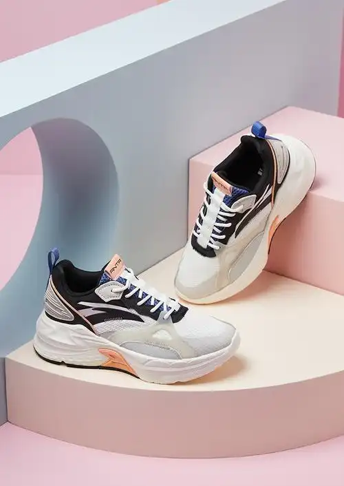 安踏女鞋2021春季新款舒适增高底运动鞋女轻便减震潮流老爹鞋女耐磨