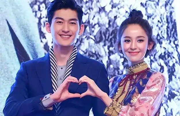 急上位曝38岁张翰新恋情高文君疑节目默认评论区现高人回怼