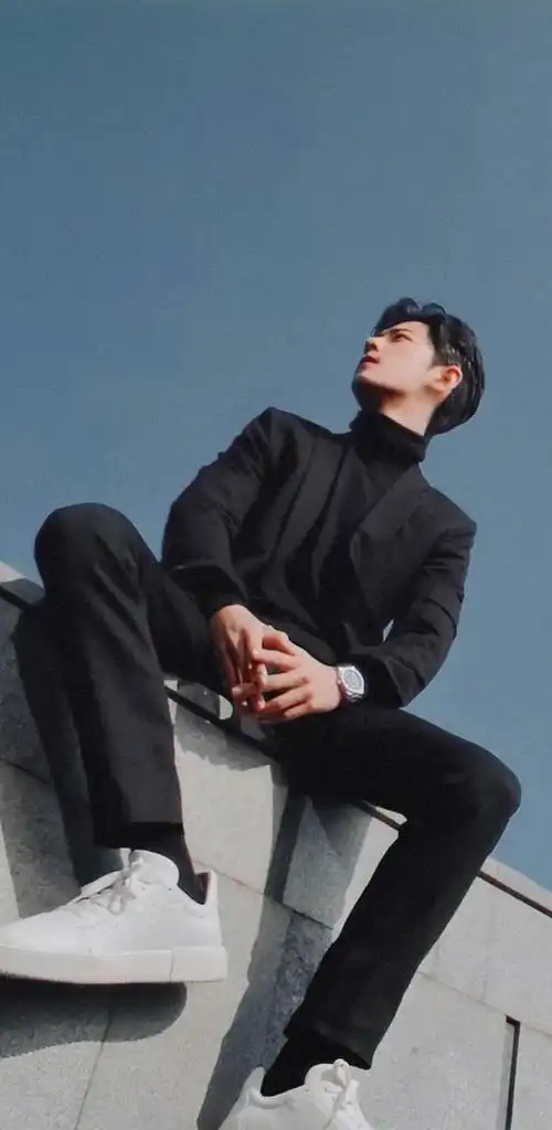 肖战最新图片帅死了