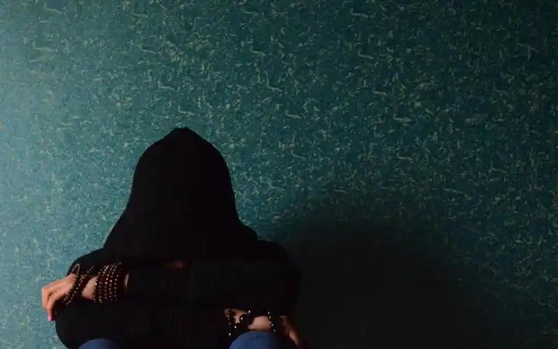 成年人崩溃的瞬间