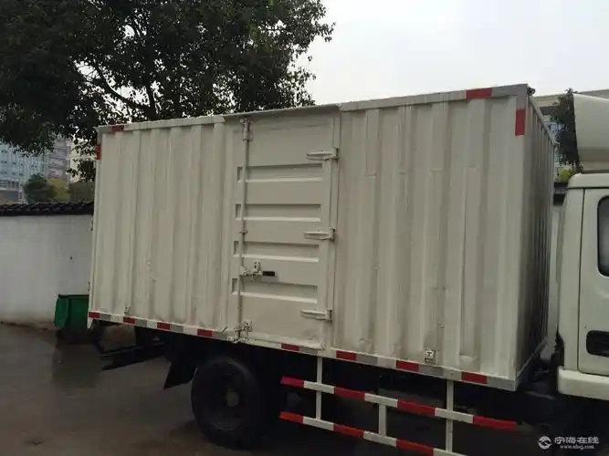 个人3米6厢式货车转让3.2万