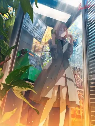 风衣美少女电话亭打电话