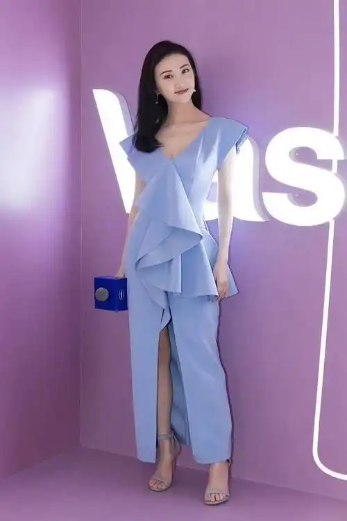 景甜真是人间富贵花穿樱花粉长裙优雅大气美出新高度