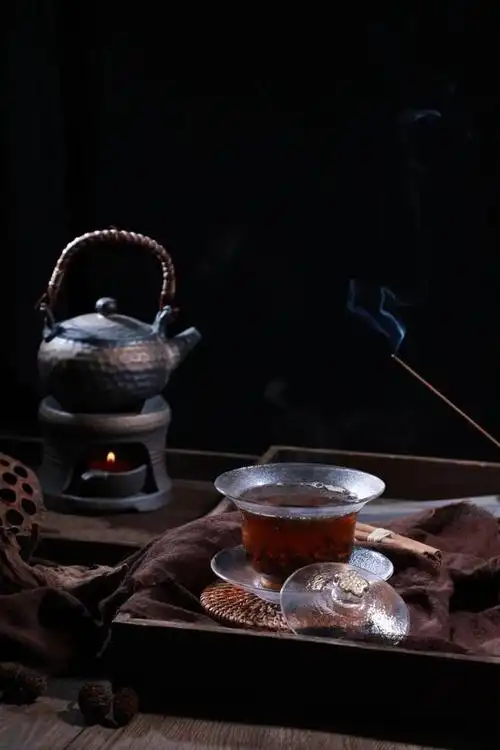 泡茶知性,喝茶知味,论茶知心