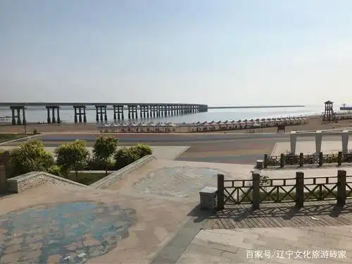 锦州"清沟湾"海滨浴场:海中游泳,终于不用担心着陆问题了