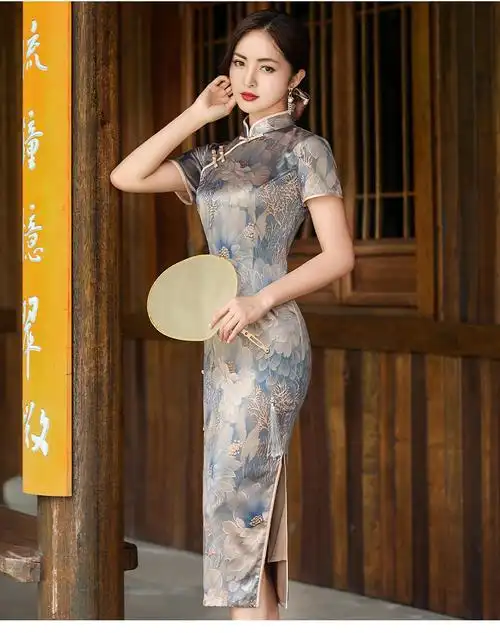 皮尔卡丹高端老上海手工改良大码软缎旗袍夏季妈妈中长款2022年新款