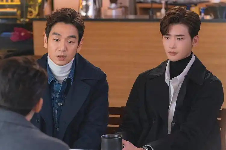 《罗曼史是别册附录》迎happy ending 李钟硕帅气心动瞬间再回顾