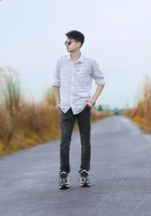 墨镜帅哥标志logo图片_墨镜帅哥素材_墨镜帅哥logo免费下载 - logo