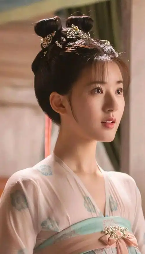 赵露思个人资料演过的电视剧(赵露思演过的角色)(2)