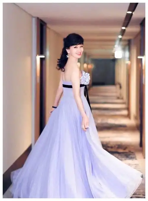 白娘子|赵雅芝|少女_新浪新闻