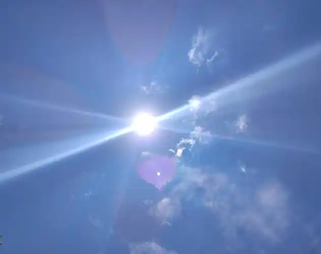 烈日炎炎白云飘飘