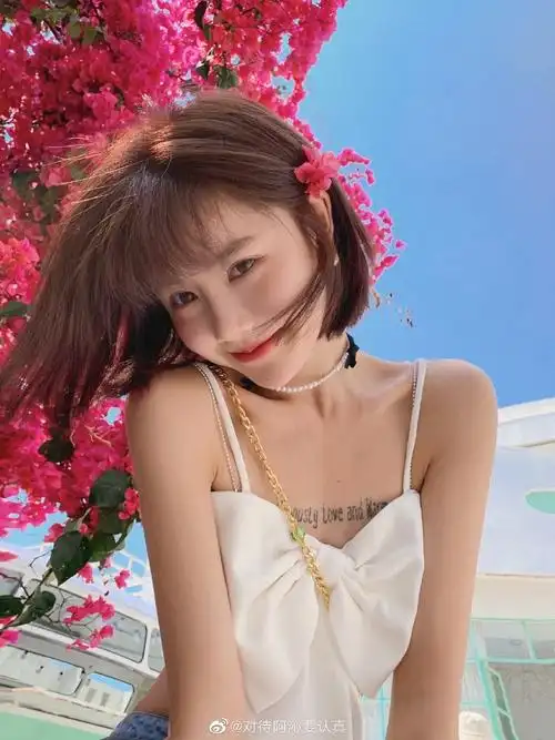 她真的好乖有没有友友们知道她的料