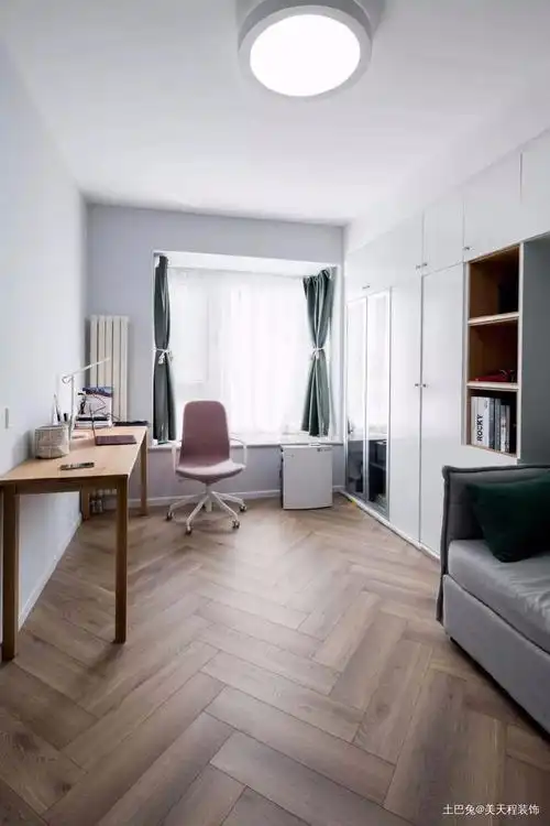 100平的北欧风二居室案例功能区木地板北欧极简功能区设计图片赏析