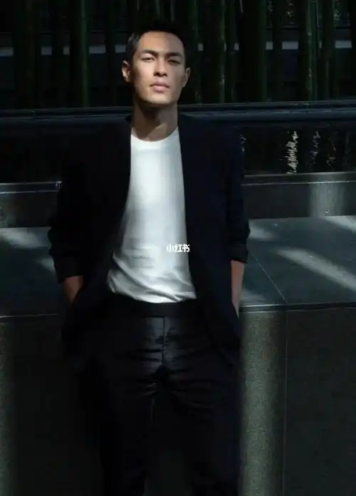 鲜肉  #肌肉  #学游泳  #在家做泰国菜  #男士护肤指南