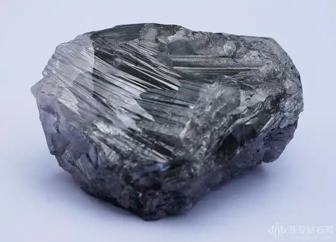 lucara在展出一颗117476ct钻石原石全球发现第三大钻石原石