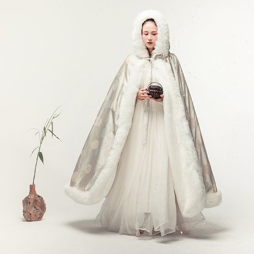 冬季斗篷外套女