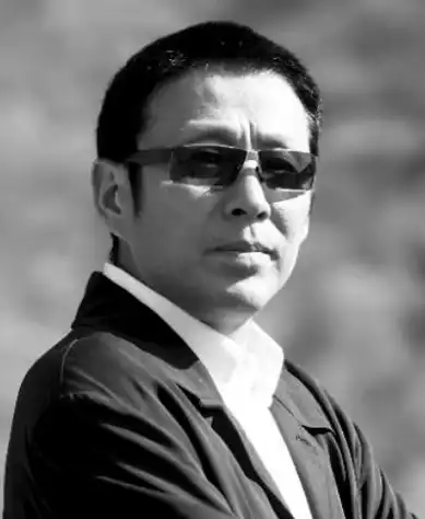 "老戏骨"陈道明书法:戏里戏外一个样,字迹霸气十足,功力深厚_水平