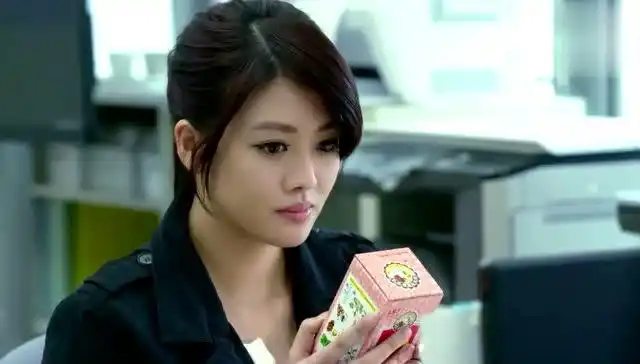 校花的贴身高手:宋凌珊不去吃饭,原来是给杨怀军送药