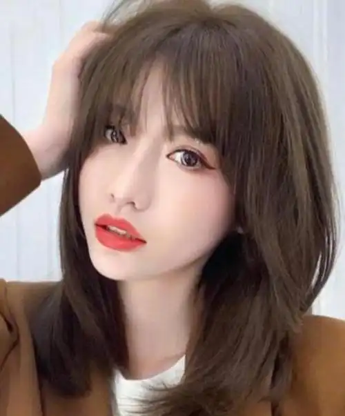 直发发型女中短发2022,超有清新时尚感的