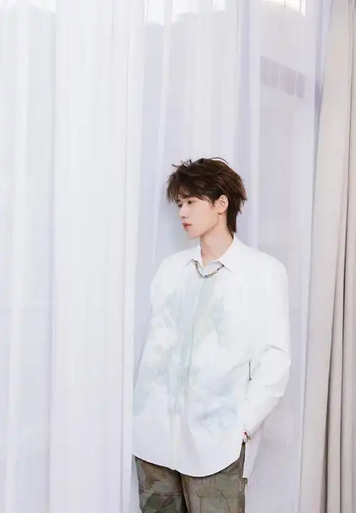 宋亚轩春日写真##宋亚轩卡点5:23