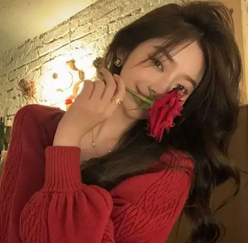 招桃花ins风小众温柔气质女生头像17