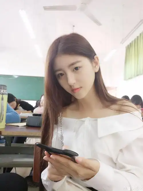 现实生活中的真实美女,比明星有魅力.