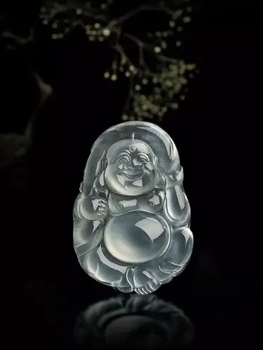 大肚能容,笑口常开——翡翠《弥勒佛》欣赏