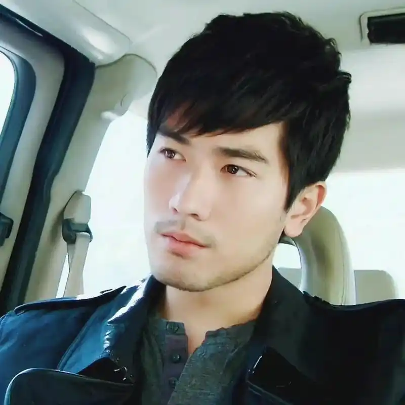 全世界最好的高以翔.渣音禁止发遇见王沥川的视频我又发图片看 - 抖音