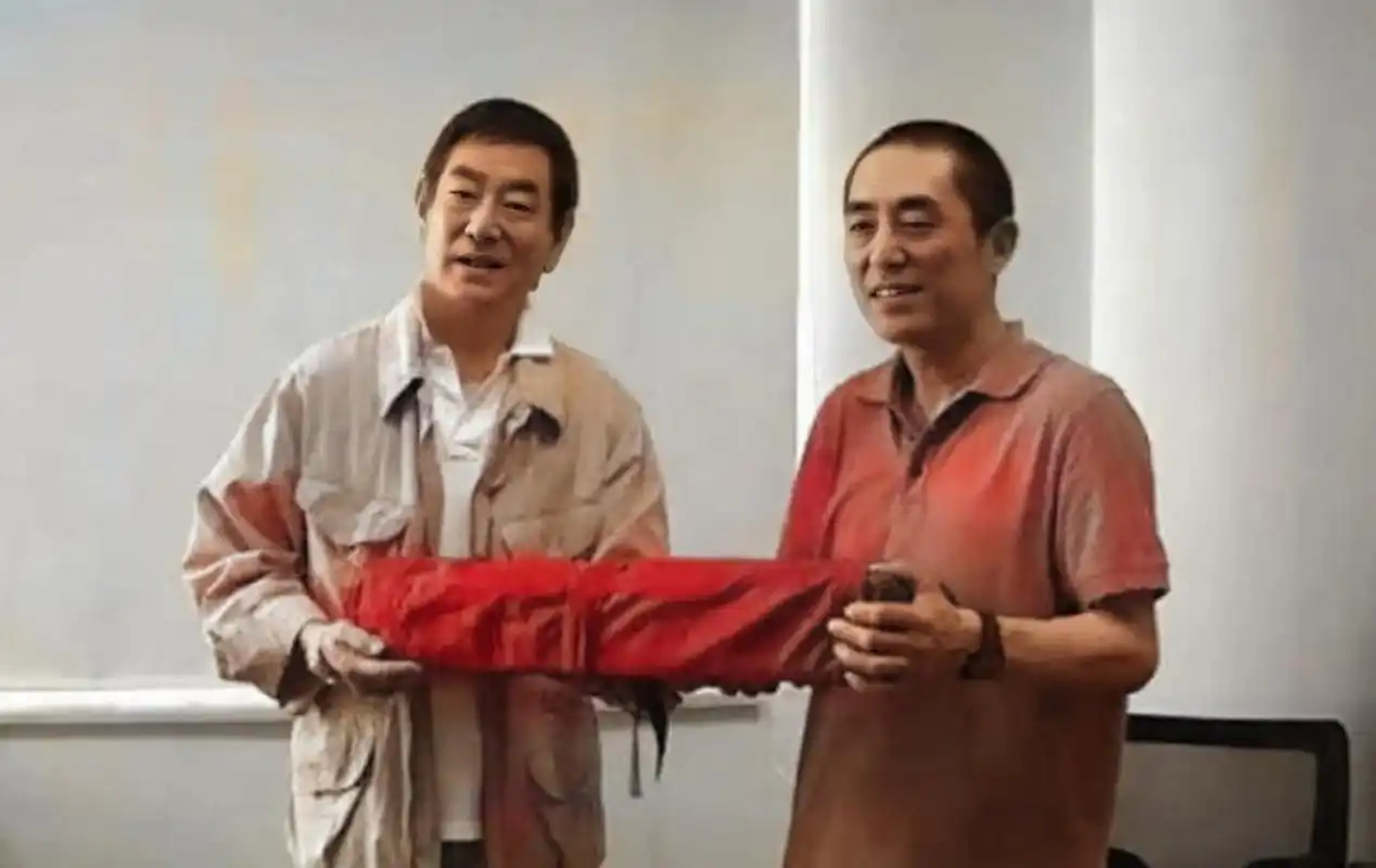 "  高仓健是日本版的演员,张艺谋一直想和他一起拍一部电影.