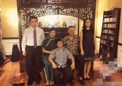 金星欧洲豪宅曝光 内景外景及一家全家福揭开(图)