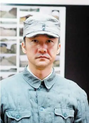 黄志忠新《亮剑》演李云龙 任泉成书生版政委