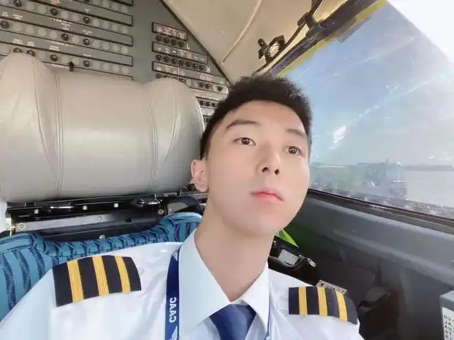 12月4日初选,高三男生可报!八一农大招飞行员啦