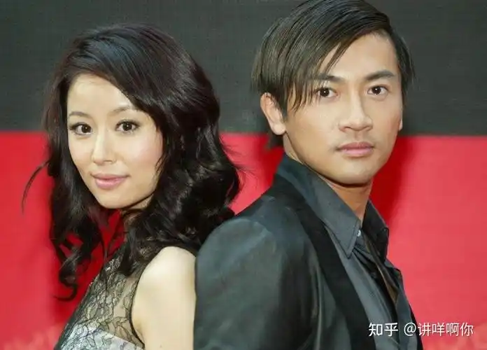 苏有朋还喜欢着赵薇吗?