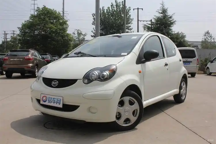 比亚迪f0_汽车图片_大众侃车