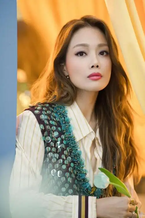 容祖儿惊喜回归《我想和你唱》收官夜 演绎粤语经典感动满满