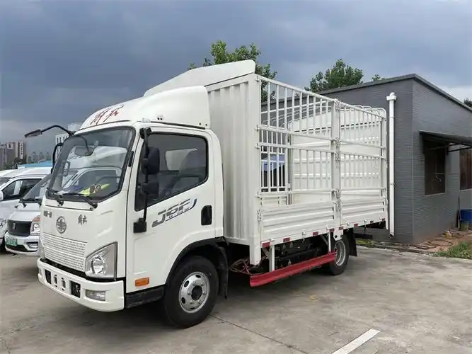 解放j6f 4.2米纯电动高栏车