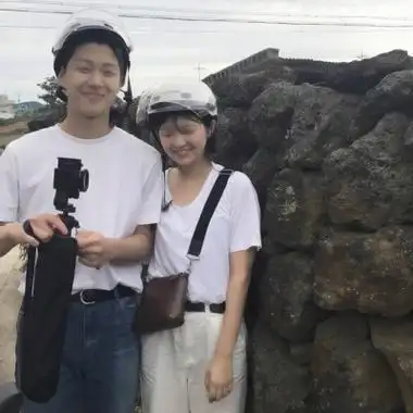 港风复古情侣头像真人一男一女少年少女慵懒感十足的头像图片