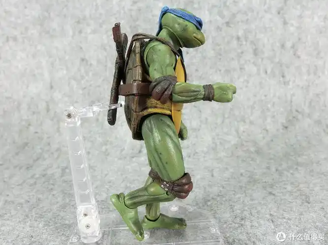 neca1990年真人版忍者神龟双刀李奥纳多