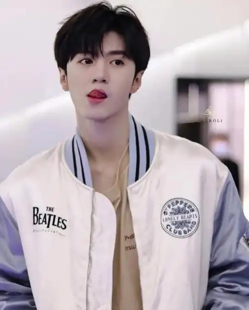 谁说两广无帅哥?来自广东的8位男明星,个个相貌英俊,身高傲人