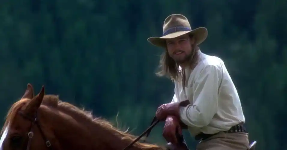 燃情岁月里皮特饰演的老二为什么后来不肯和范苏珊在一起