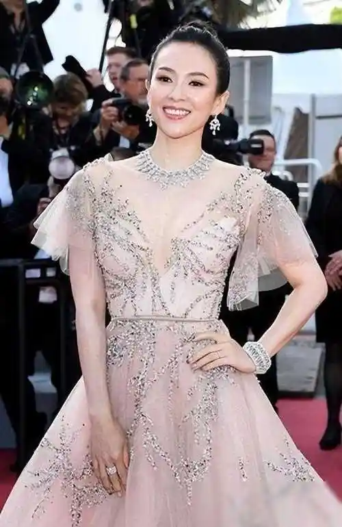 女演员人气top投票:周迅领跑,赵丽颖第二,马丽位列第三_评价_排行榜