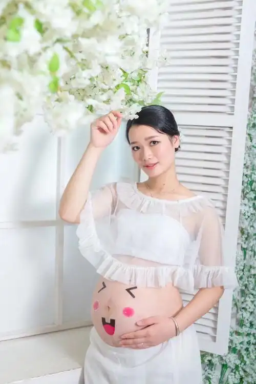 人生最大的幸福,是发现自己爱的人正好也爱着自己.