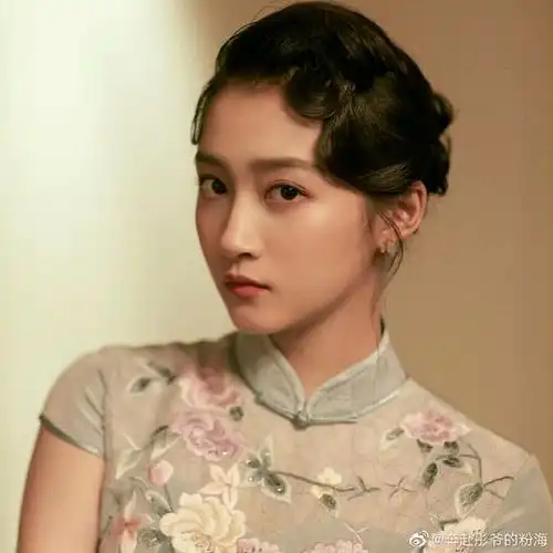 关晓彤关晓彤 来自奔赴彤爷的粉海 - 微博