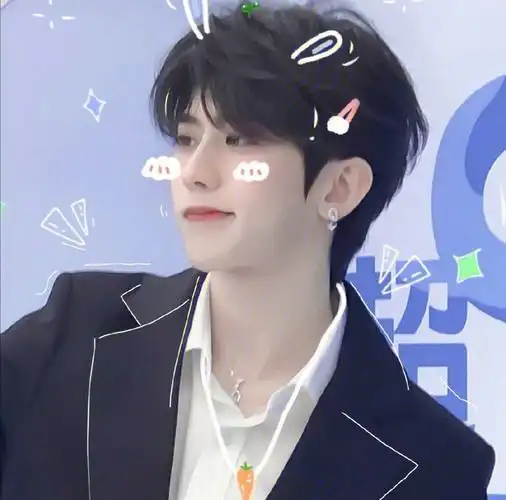 蔡小葵可爱头像