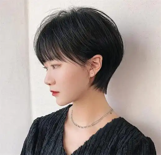 2021流行短发发型图片 时尚又好看短发发型推荐