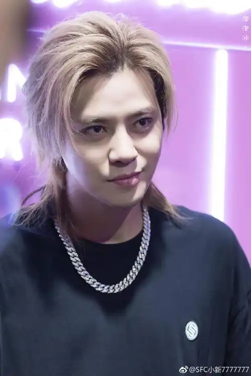 罗志祥剪头发了!板寸才是考验颜值的时候!