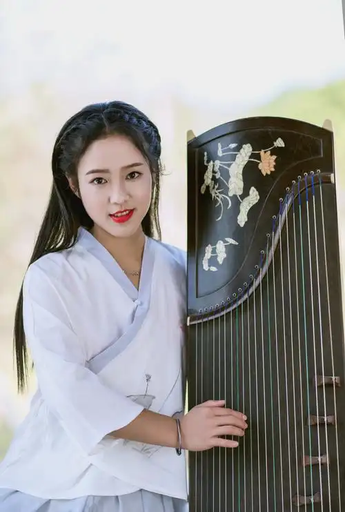 【如影原创】古筝美女